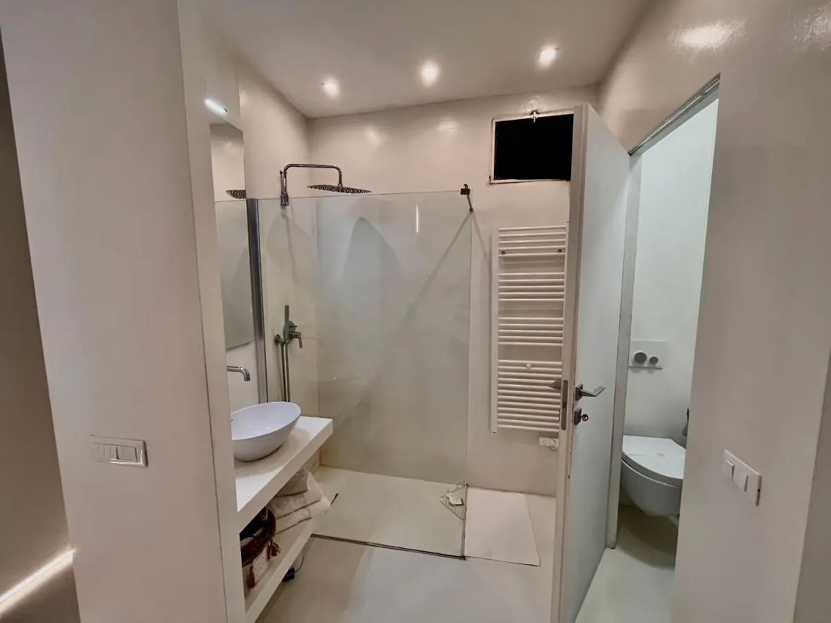 {Luxury & Netflix} Piazza Vittoria Apartment Brescia Italy